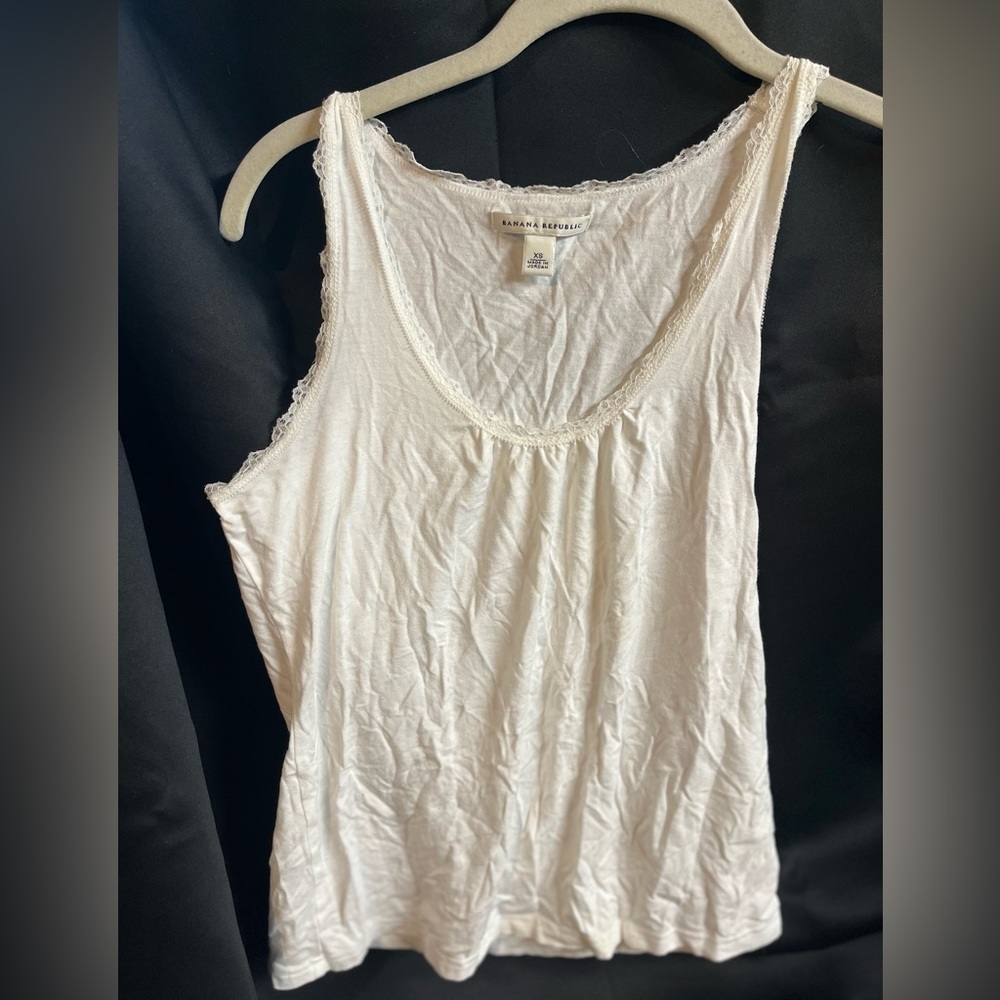 Basic white tank with lace BANANA REPUBLIC